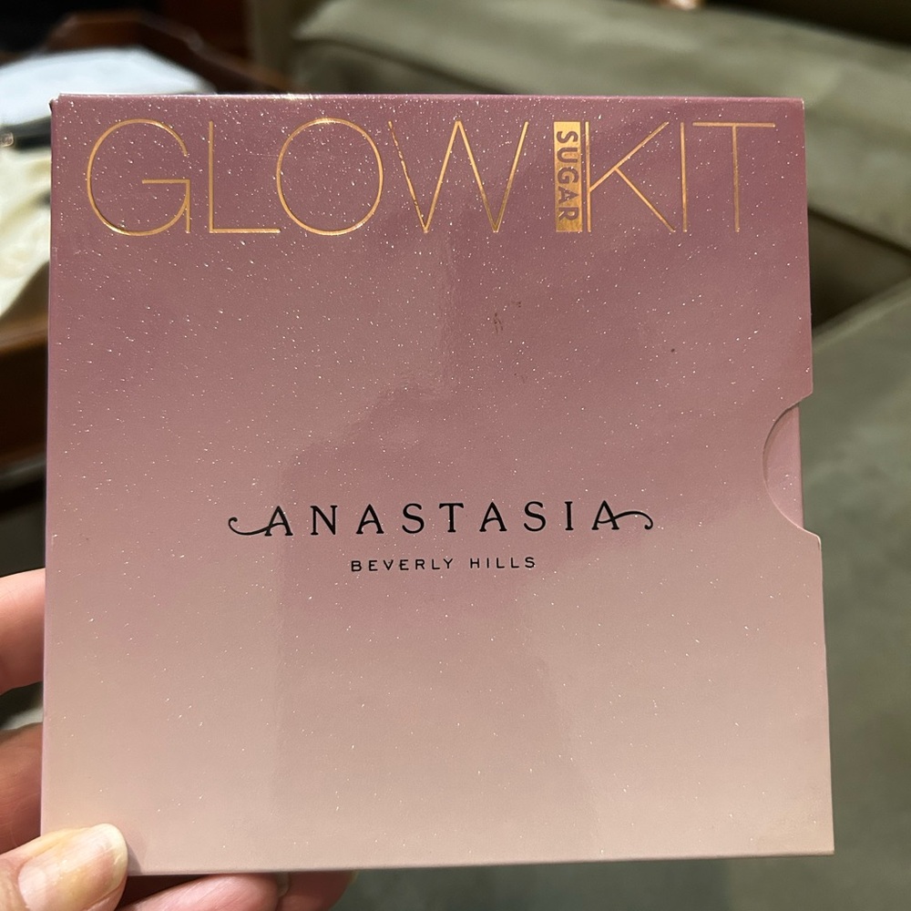 Anastasia Beverly Hills Glow Kit